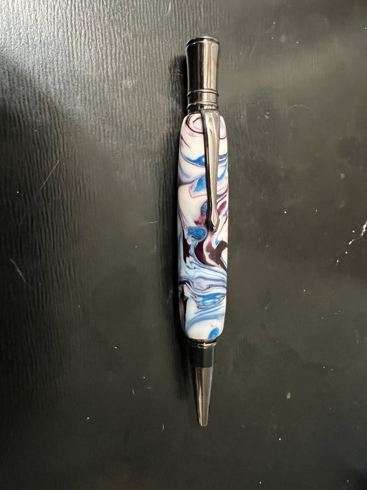 blue swirl resin twist pen