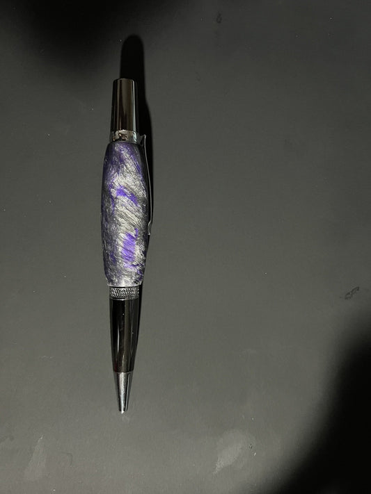 Diamond Knurl Twist Pen Purple Iris