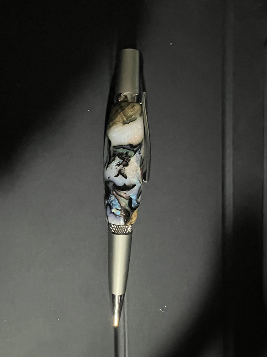 Diamond Knurl Twist Pen Resin and Burl