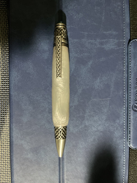 Silver Swirl Celtic Resin Twist Pen